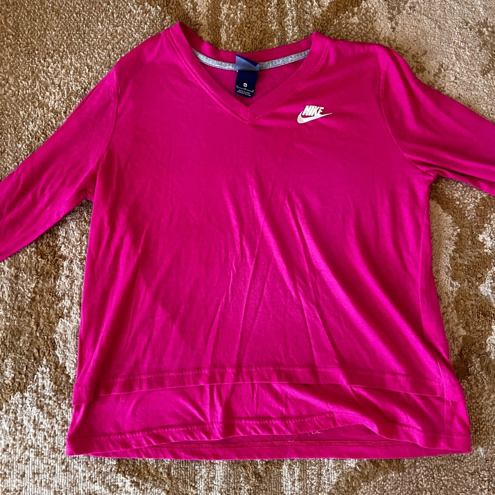 Nike Women’s Long-Sleeved Tee - M Pink